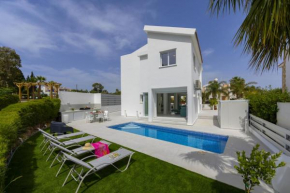 Imagine Your Family Renting This Luxury Contemporary Style Villa in Protaras, Protaras Villa 1487